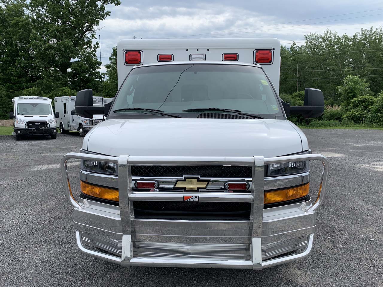 HORNELL TAKES DELIVERY OF TWIN CHEVY CRESTLINE CCL150’S! North