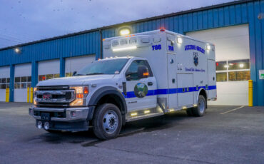 Luzerne-Hadley Rockwell Falls Ambulance Service takes delivery of Wheeled Coach Ford T-1 F-450 4×4