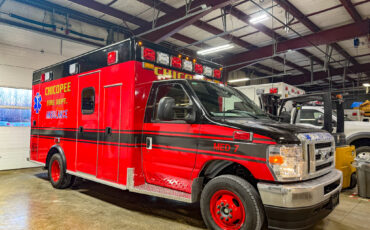 Chicopee Fire Dept. takes delivery of Medix 166″ E-450!